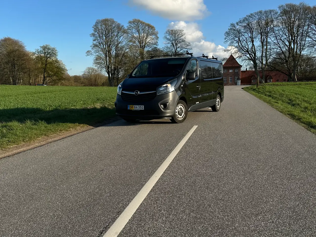 Billede 2 - Opel Vivaro moms fri. Evt. bytte.