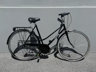 Sort crescent damecykel retrocykel