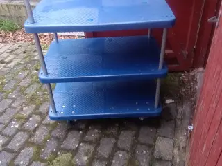 Rullebord i metal og plast.