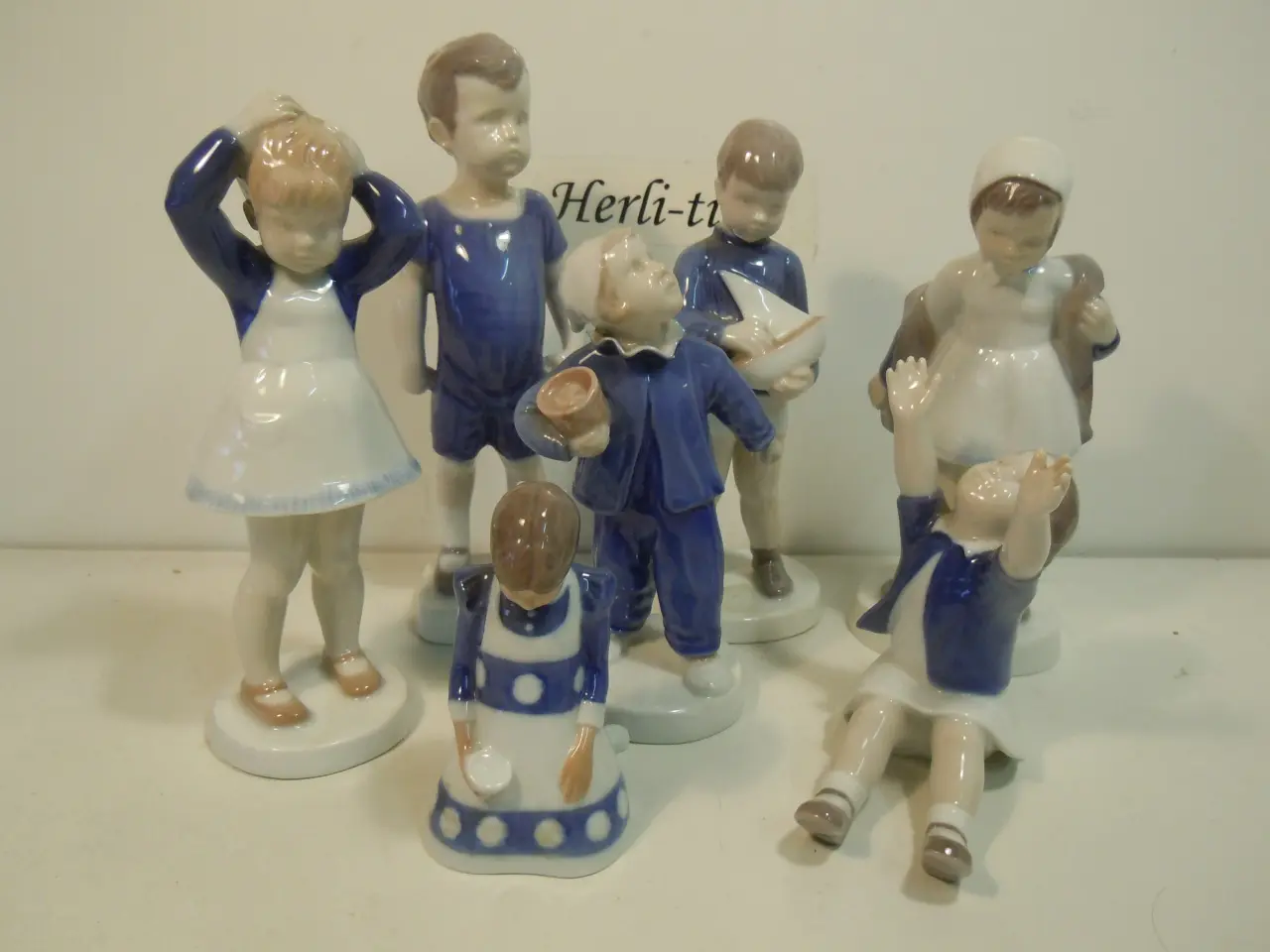 Billede 1 - OPHØRSUDSALG Bing & Grøndahl figurer. Priser fra