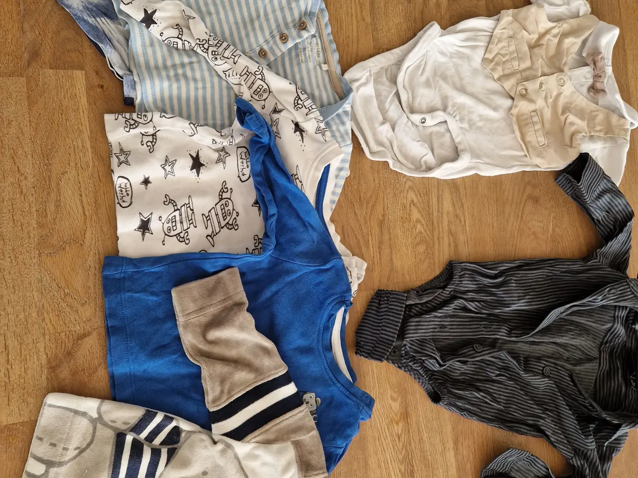 Billede 4 - Tøjpakke str 62 dreng 