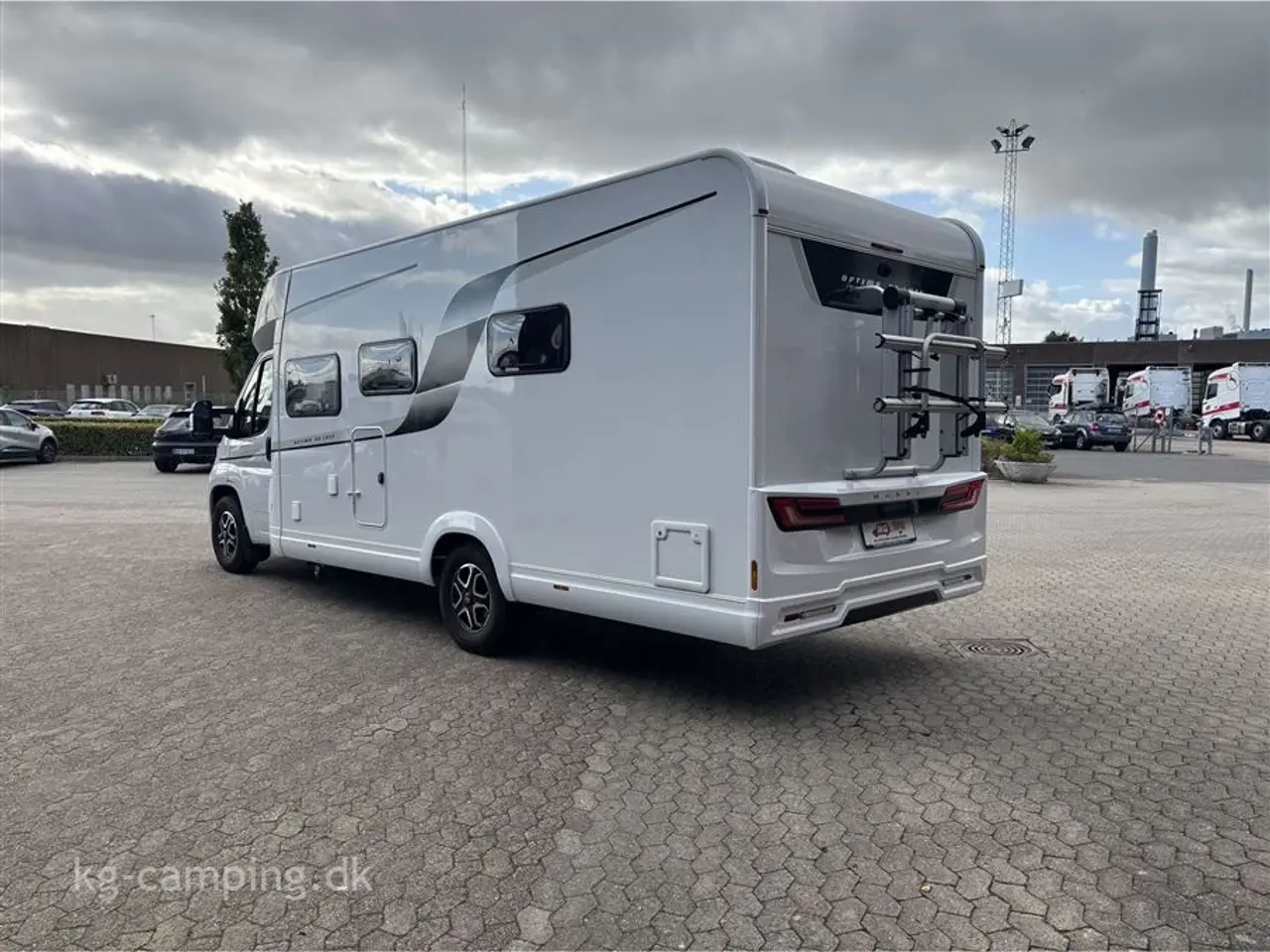 Billede 4 - 2022 - Hobby Optima De Luxe T70 F aut. Velholdt autocamper med dobbeltseng og masser af ekstraudstyr.