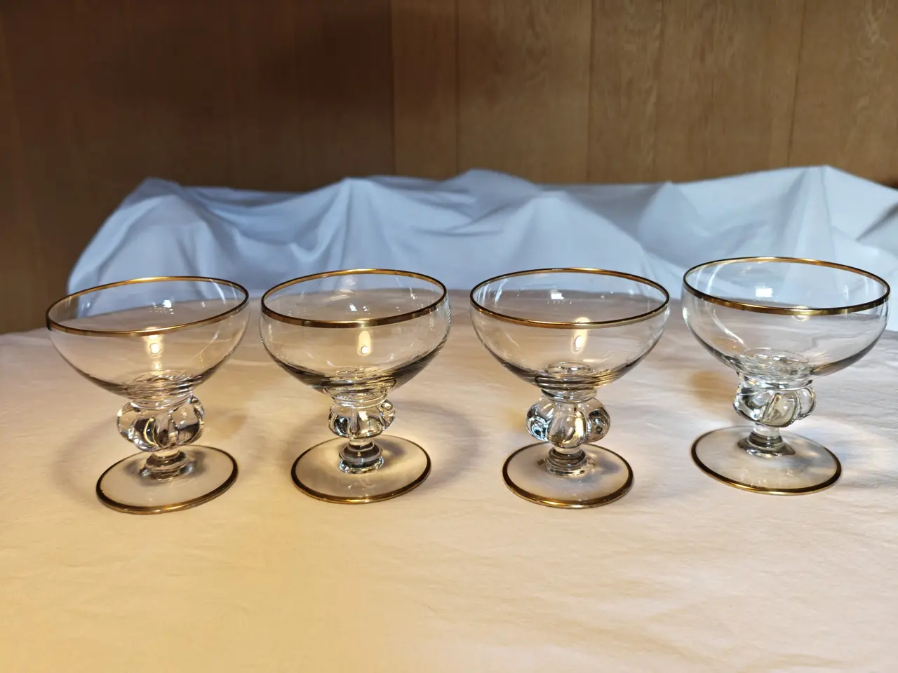 Billede 2 - 4 Gisselfeld champagneskåle med guldkant