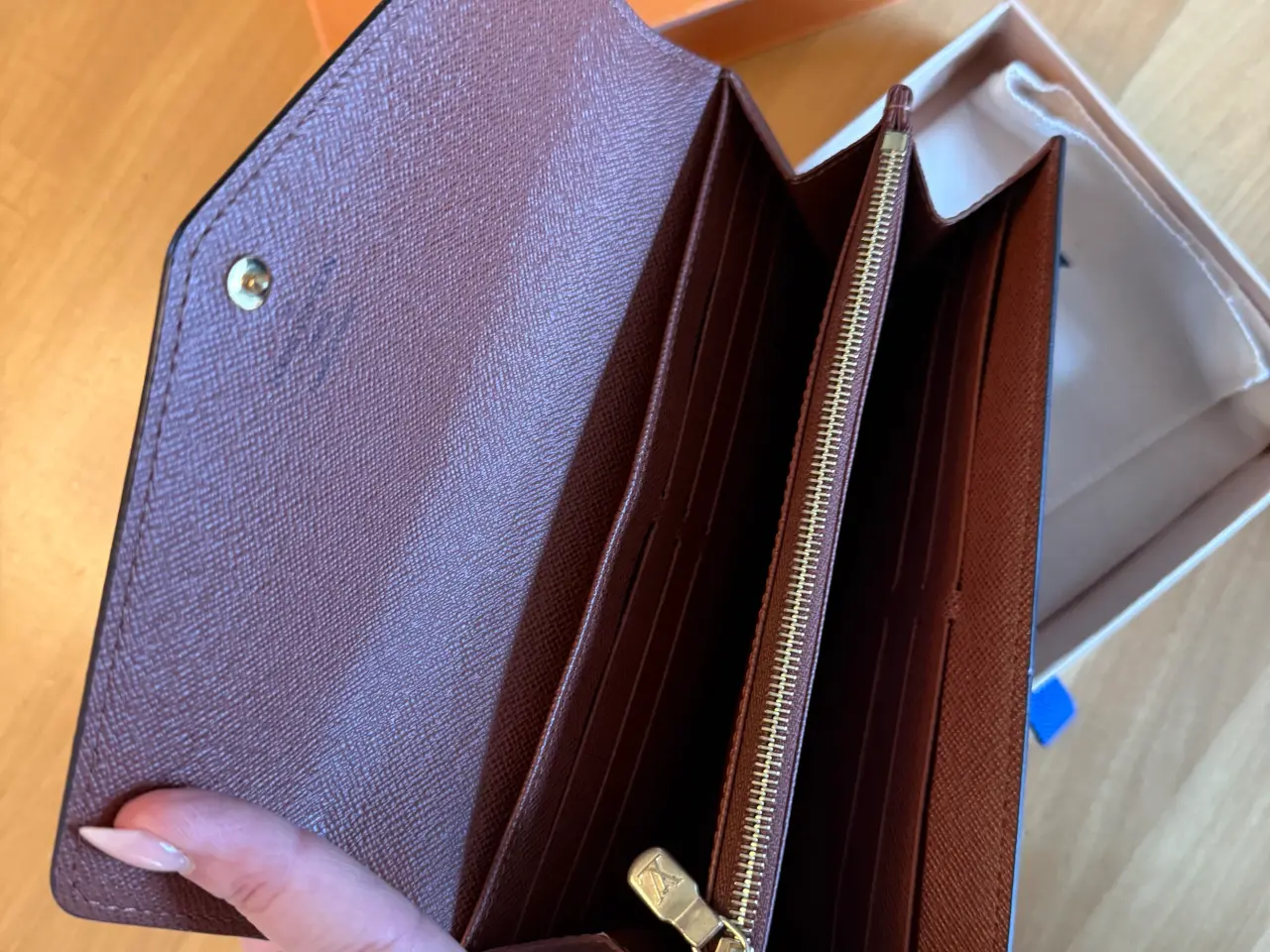Billede 2 - LOUIS VUITTON Sarah Wallet - SOLGT