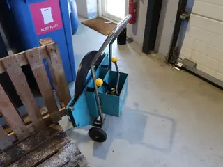 Båndstrammer FROMM samt vogn