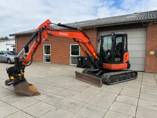 Kubota u55 