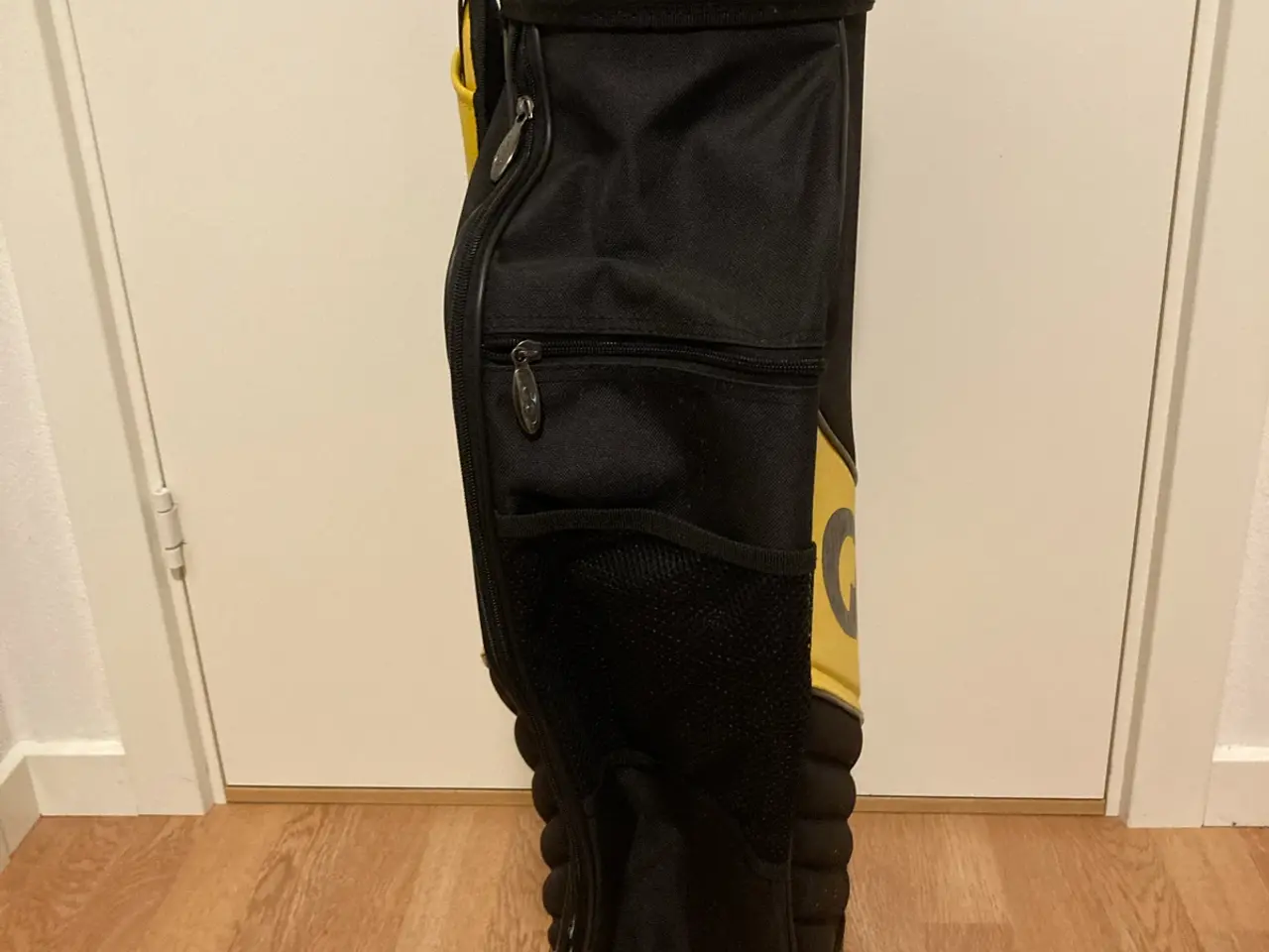 Billede 2 - GOLF BAG ( HØJDE 77 CM )