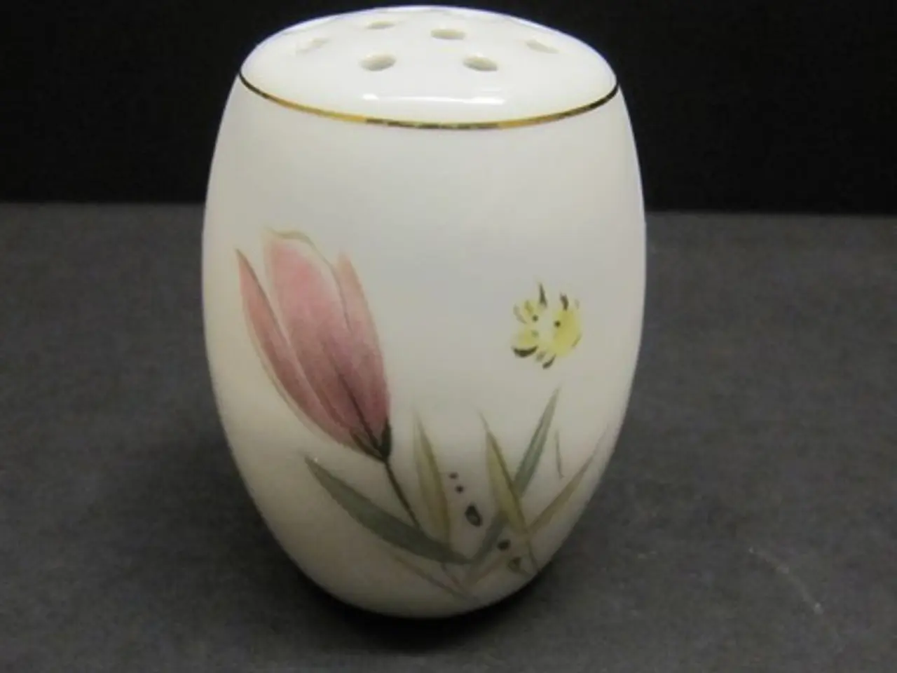 Billede 1 - Rødkilde Saltbøsse 5½x4 cm.