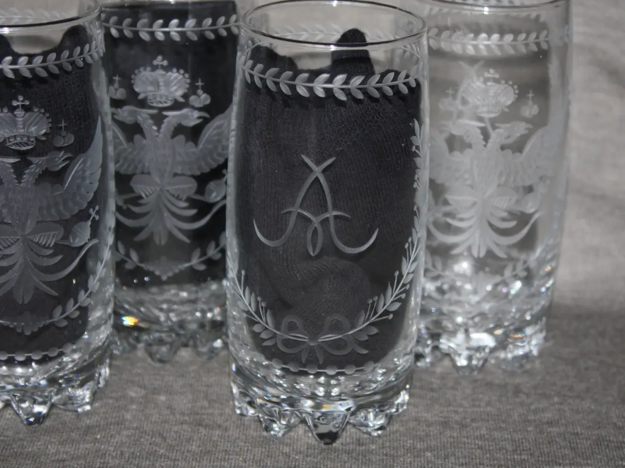 Billede 4 - Unikke russiske hånddekorerede glas sælges.