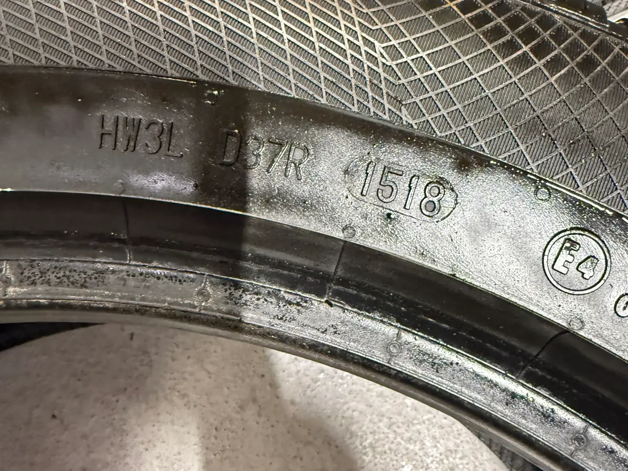 Billede 2 - 2 stks Continental vinterdæk 235/55 18 