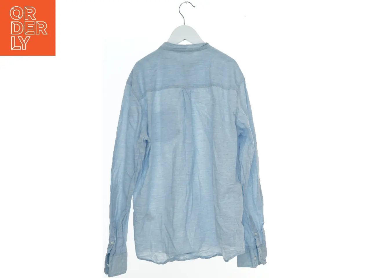 Billede 2 - Lyseblå skjorte fra H&M (str. 170)