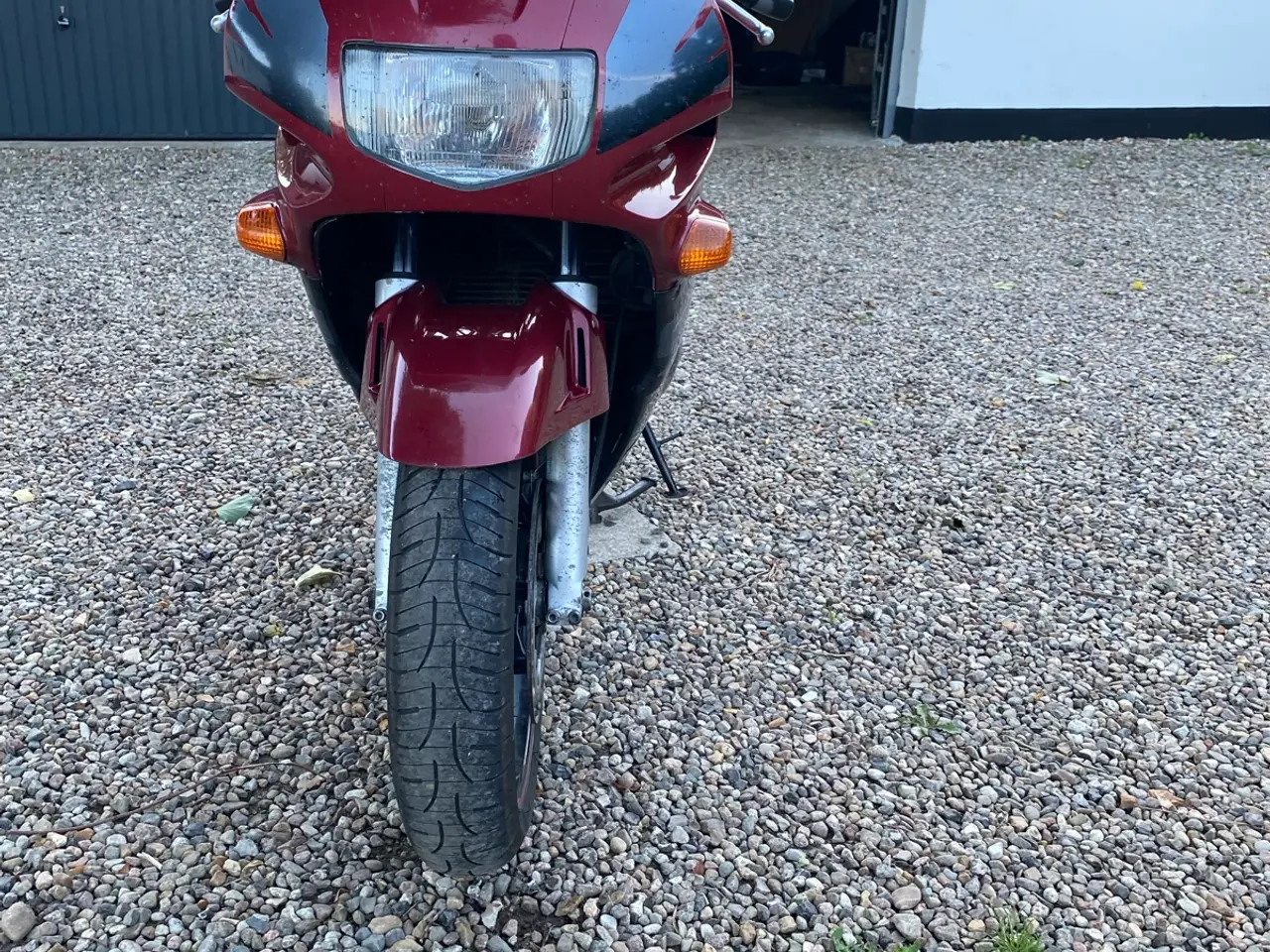 Billede 2 - Honda CBR 600 F – Velkørende sportstouring