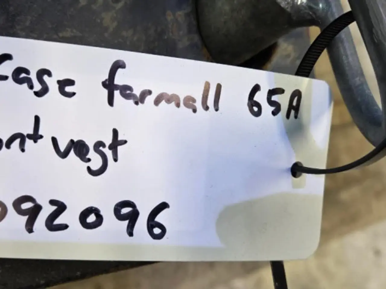 Billede 15 - Case Farmall 65A Frontvægt 5092096