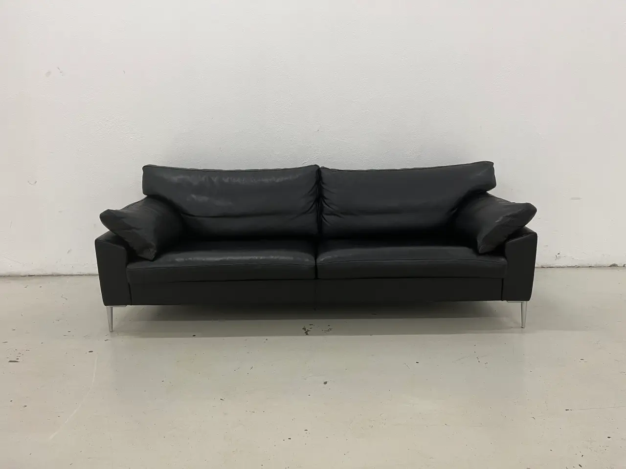 Billede 1 - Søren Lund SL329 3 Pers.Sofa i sort solid læder.