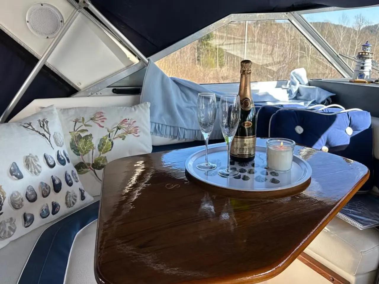 Billede 4 - Bayliner 2855 Sierra Sunbridge