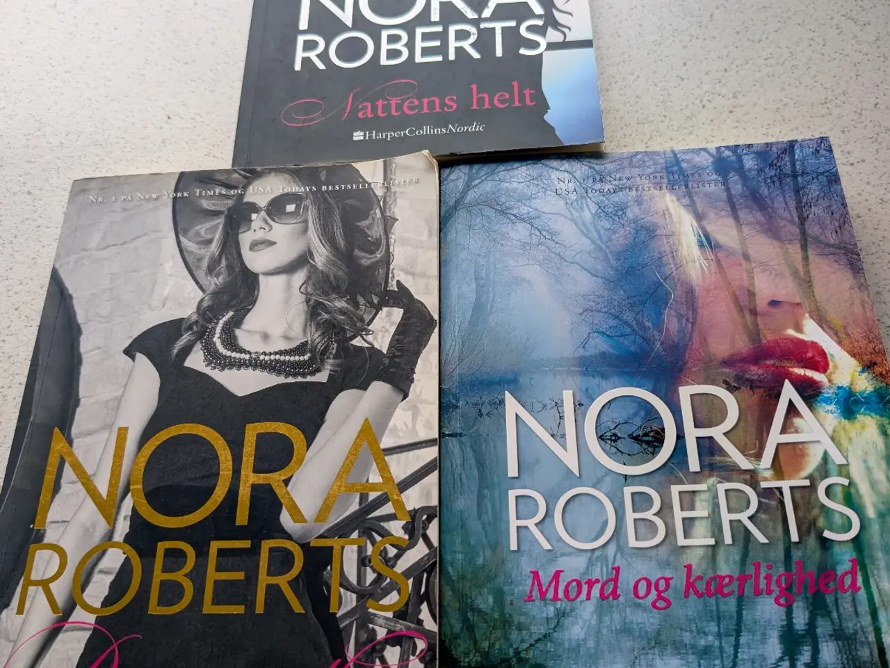 Billede 2 - Nora Robert kærligheds romaner 