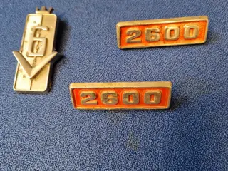 Taunus v6 2600 m emblemer