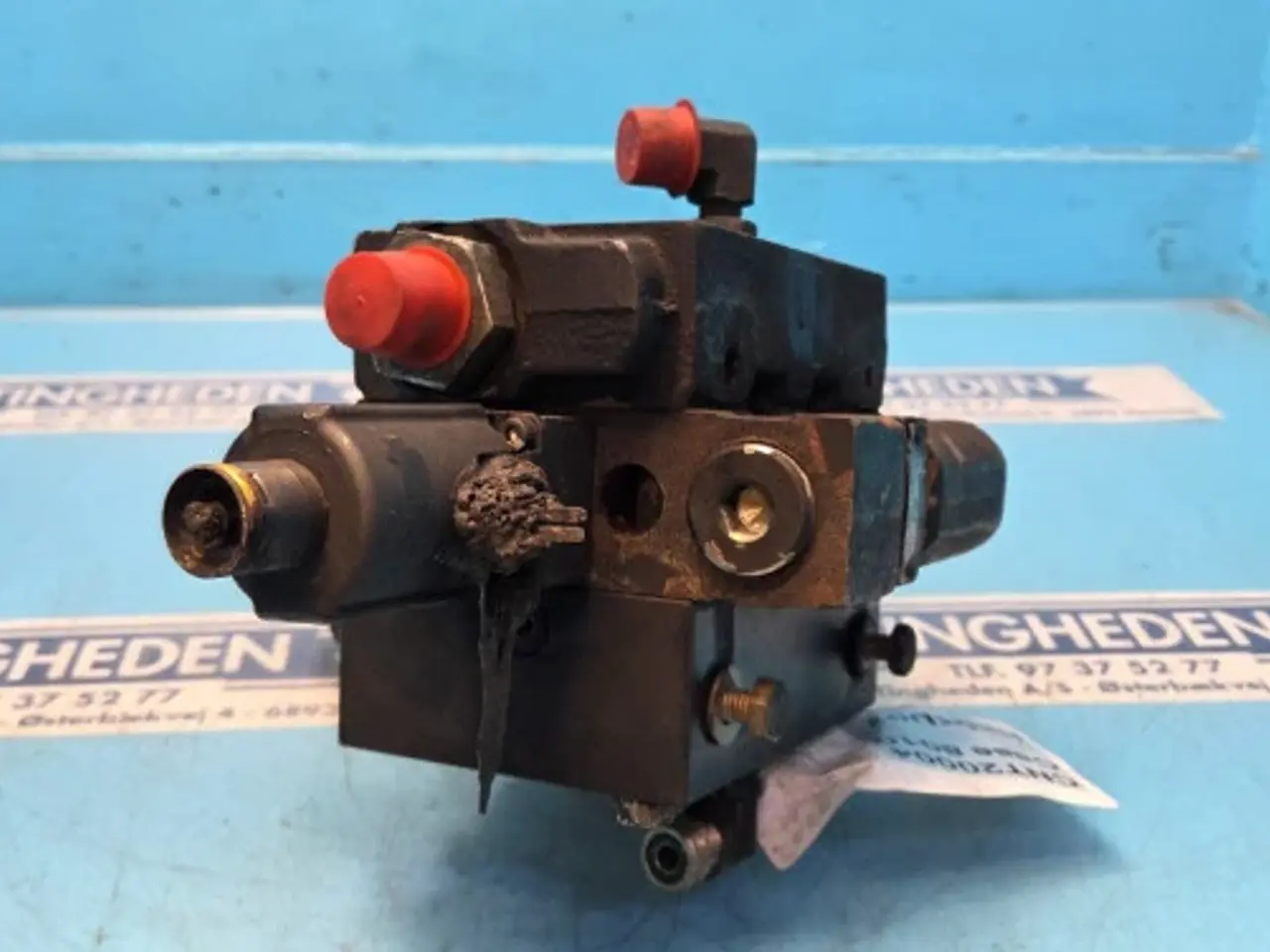 Billede 5 - Case 8010 Hydraulikventil 87313989