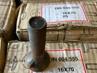 M16 x 70 undersænkede bolte m. næse