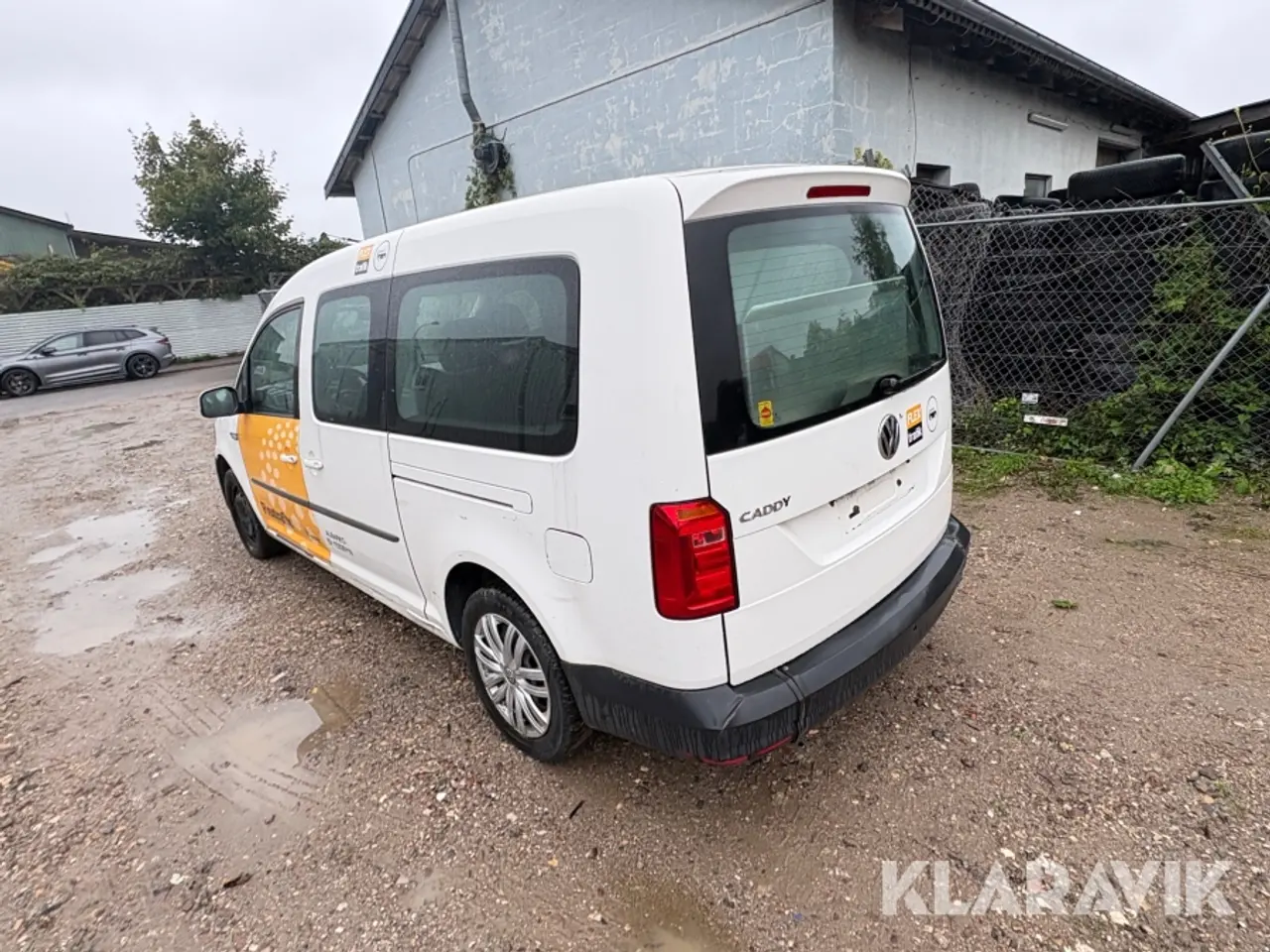Billede 4 - Varevogn Volkswagen Caddy med lift