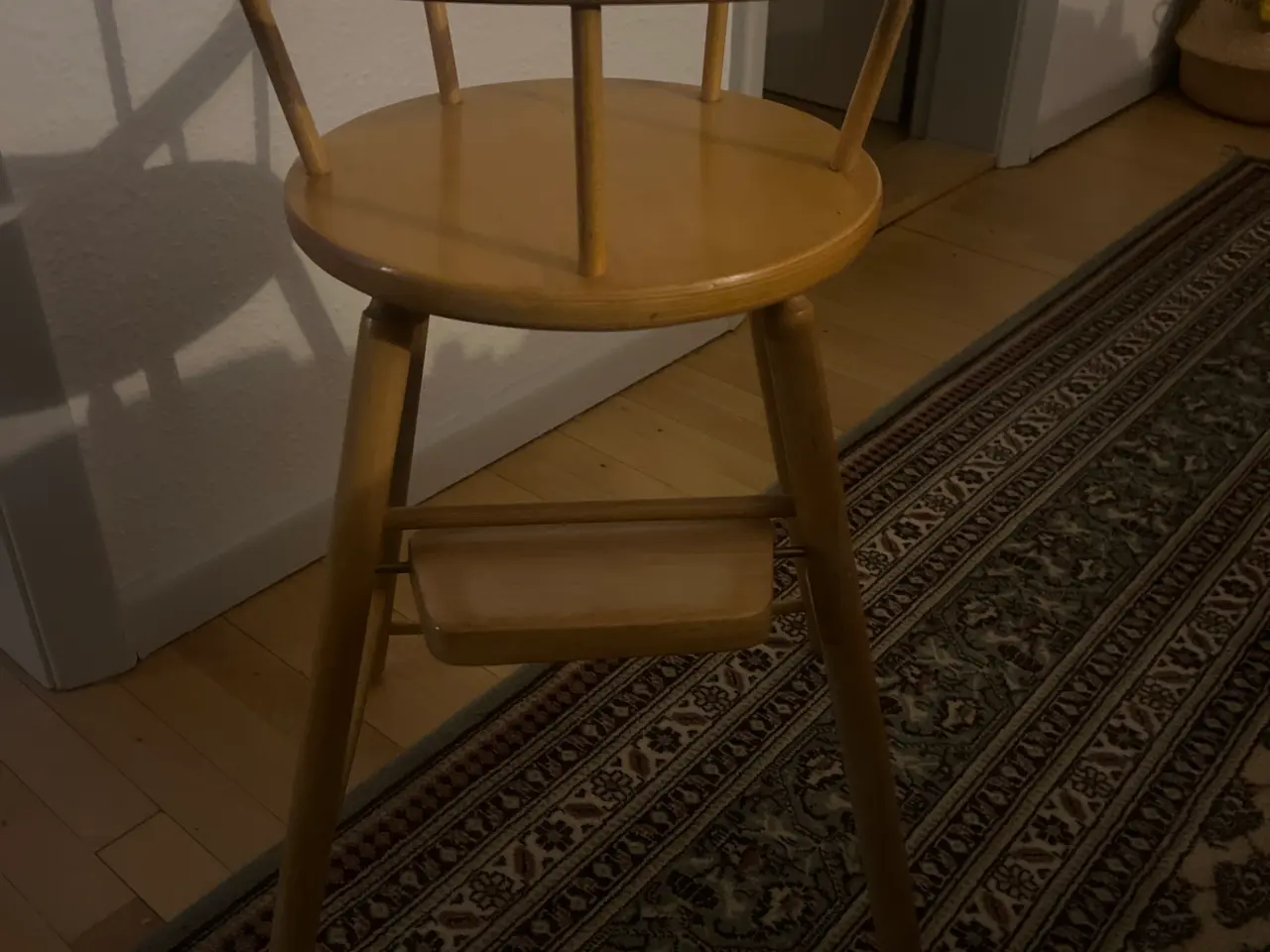 Billede 1 - Højstol.
