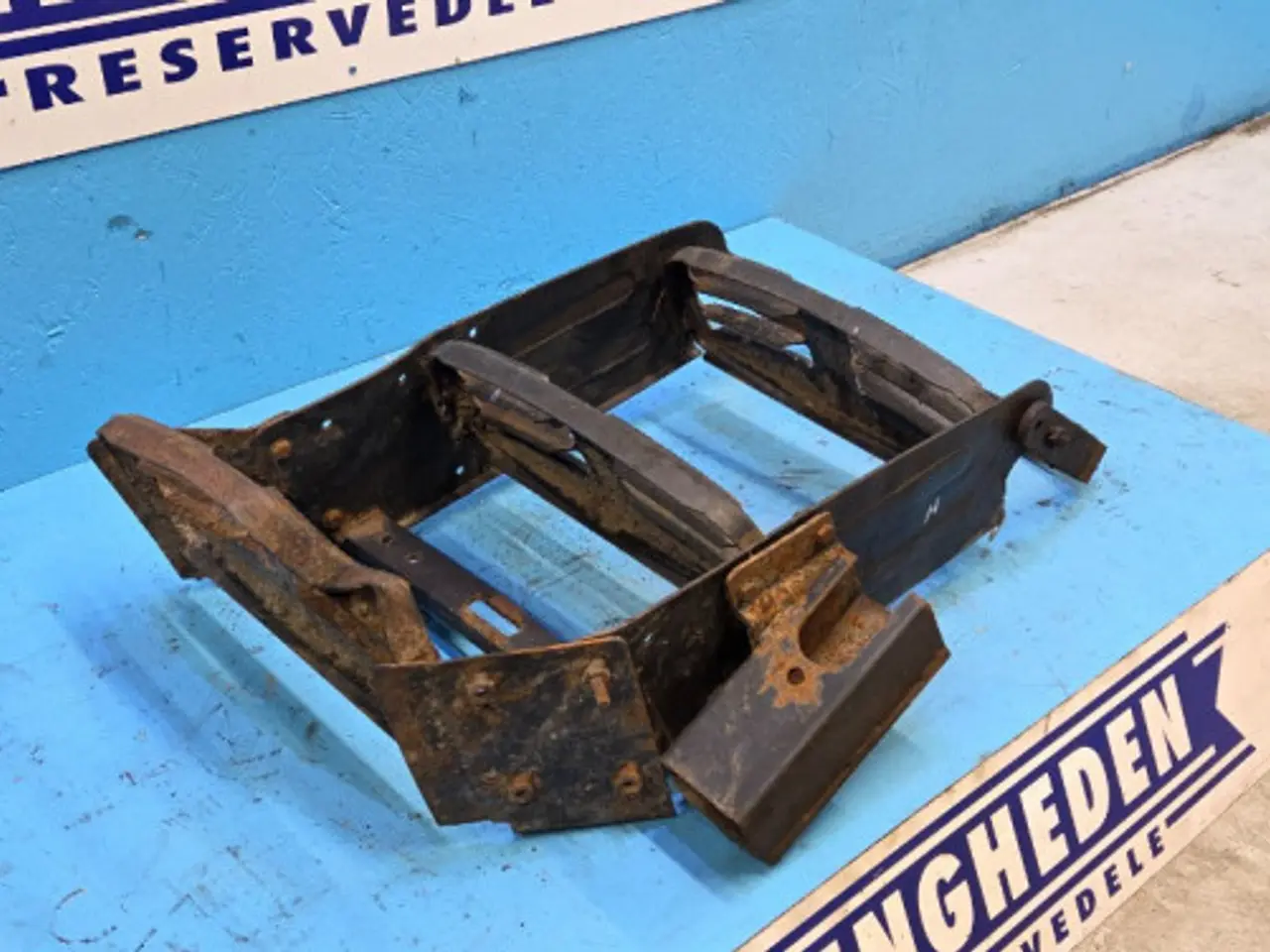 Billede 3 - New Holland T6030 Trinplade 87520018