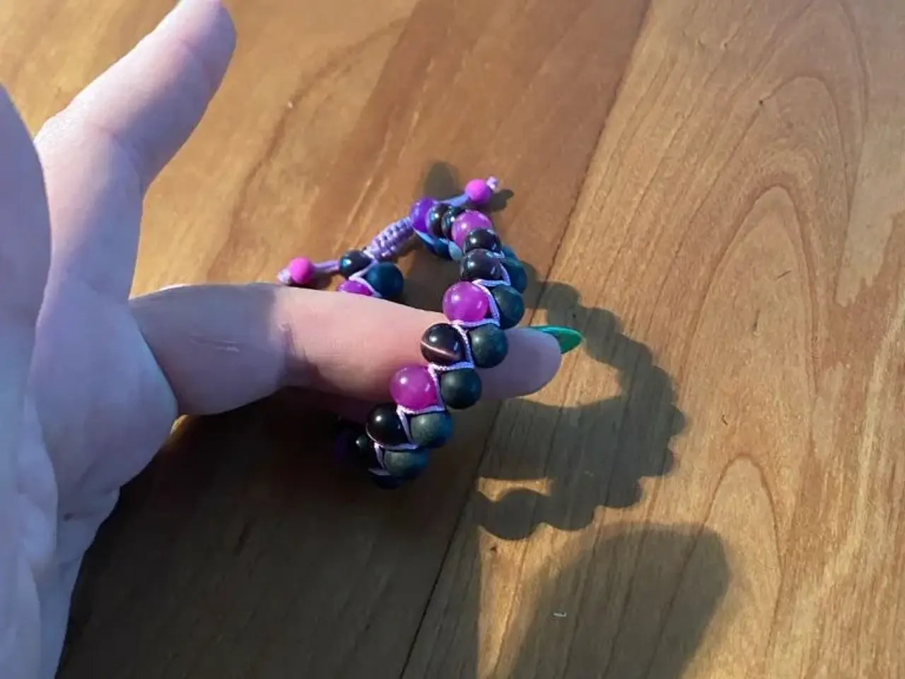Billede 8 - Nye knyttede armbånd