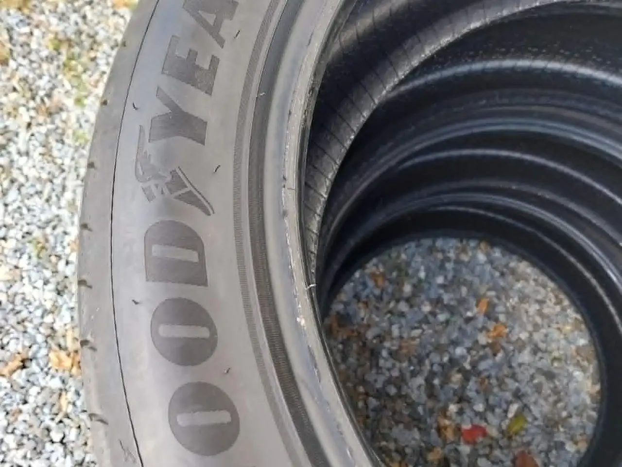 Billede 4 - Goodyear 19 x 225/50 EfficientGrip 2 SUV