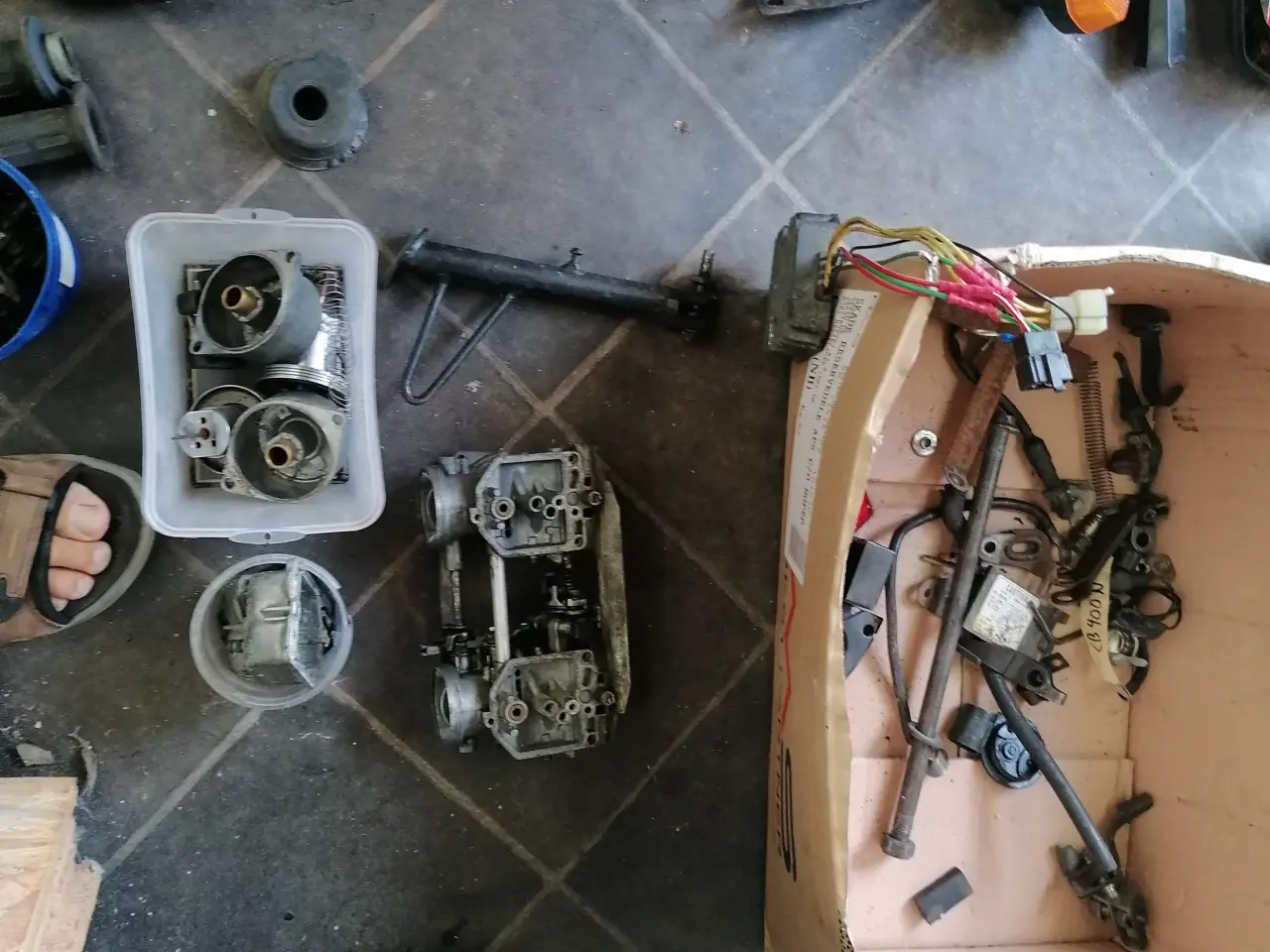 Billede 5 - Reservedele til Honda cb400N