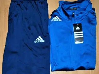 NYT Adidas Træningsdragt-Joggingsæt sælges.