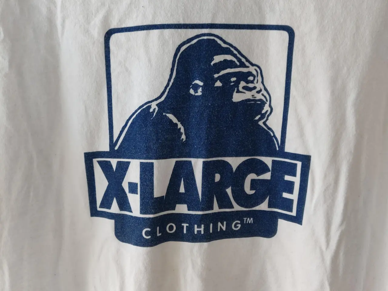 Billede 3 - X-large Ape Box logo T-shirt i hvid