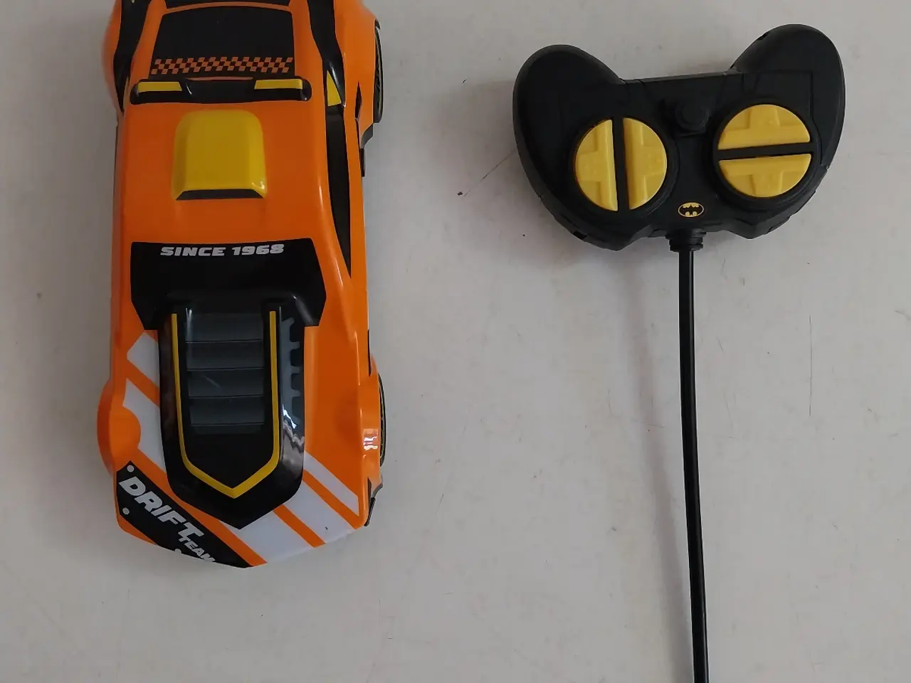 Billede 2 - Hot wheels fjernstyret bil