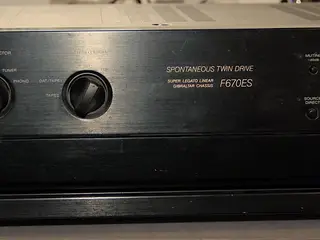 Vintage Forstærker Sony F670ES