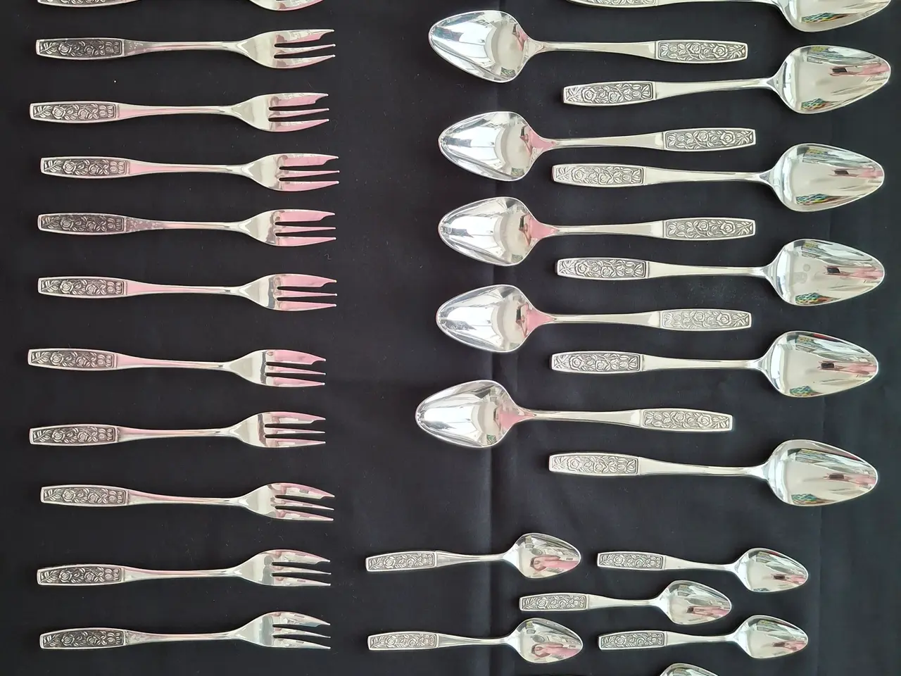 Billede 2 - Rose Petit bestik stainless steel - 80 dele