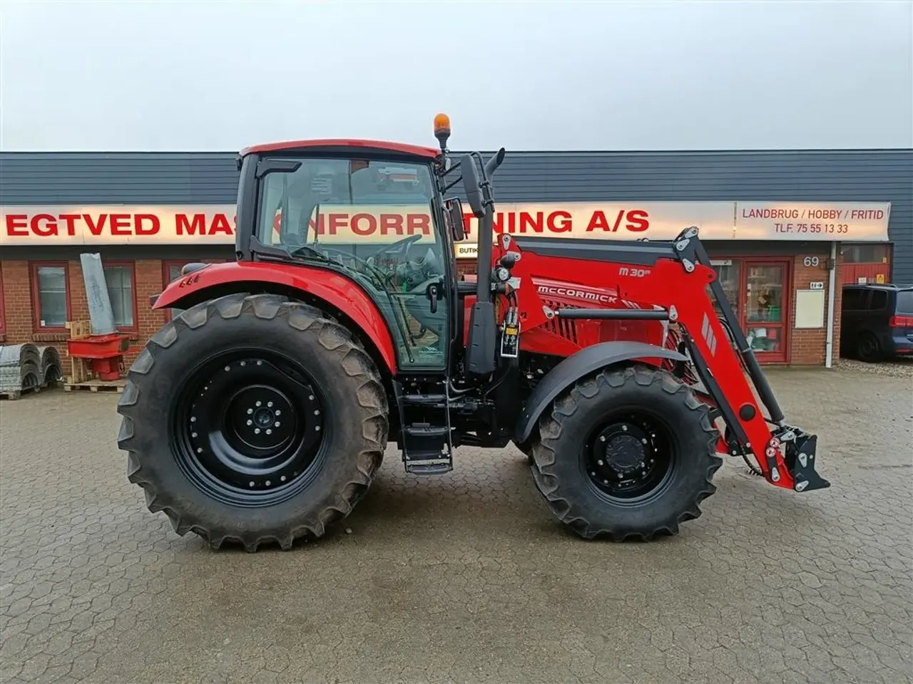 Billede 4 - McCormick X6.135 med M 30im frontlæsser (DEMO/leje traktor)