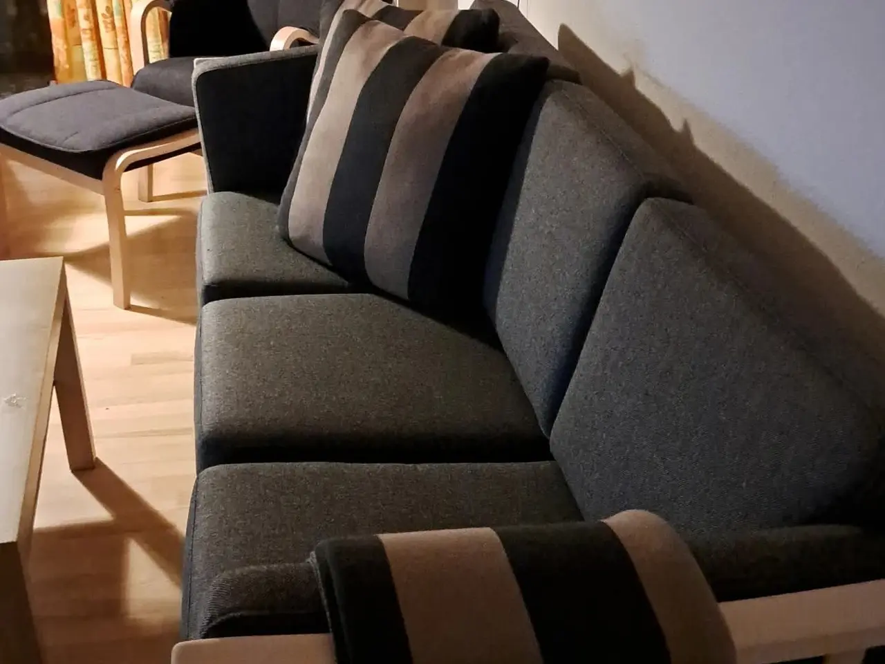 Billede 1 - sofa med puder