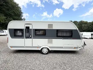 2018 - Hobby De Luxe Edition 495 UL Enkeltsenge-Lamel-Gulvtemp.-Mover-Telt