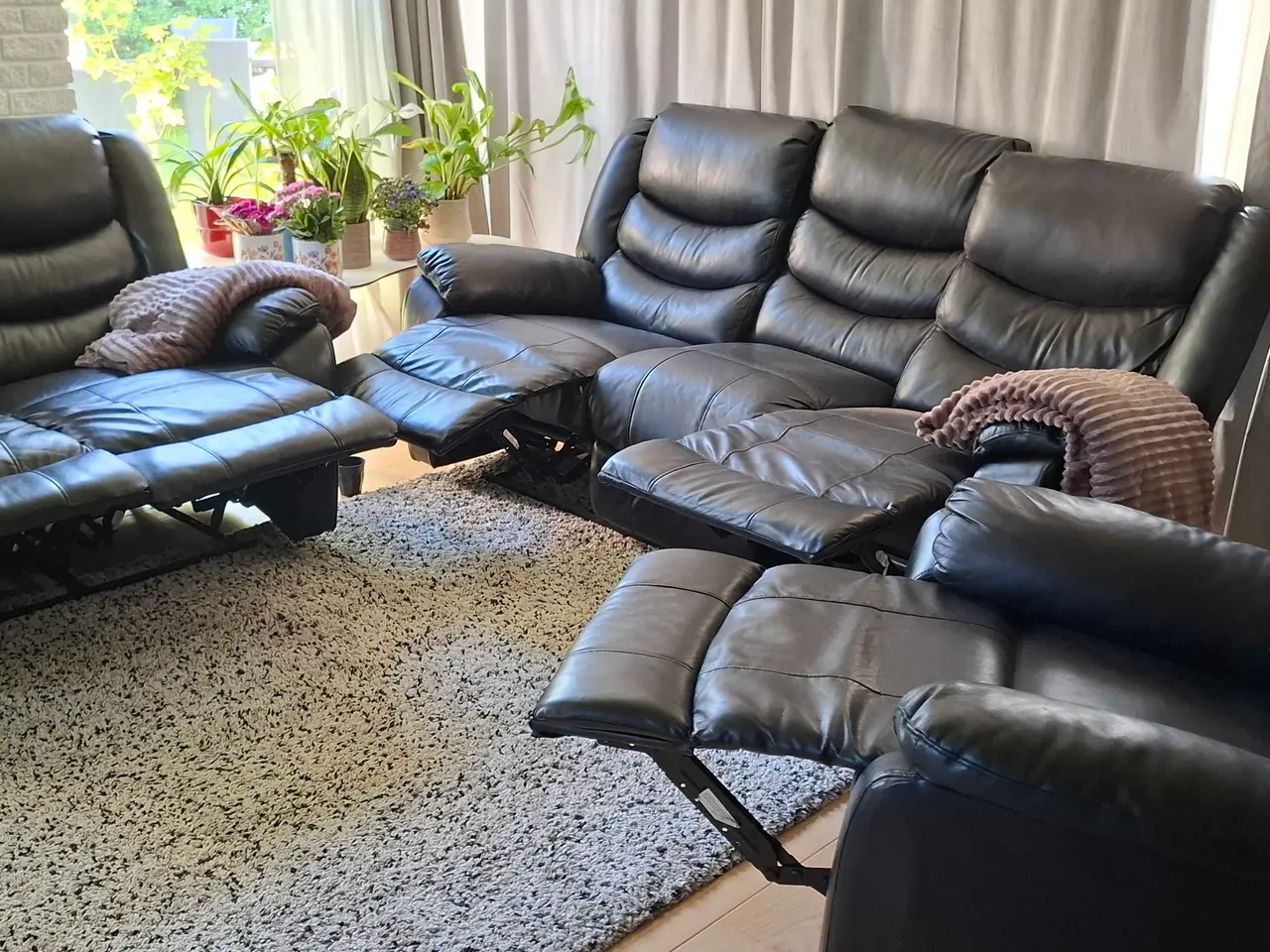 Billede 2 - Sort læder sofasæt med recliner (3+2+1)