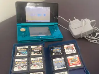 Nintendo 3ds med Pokemon spil