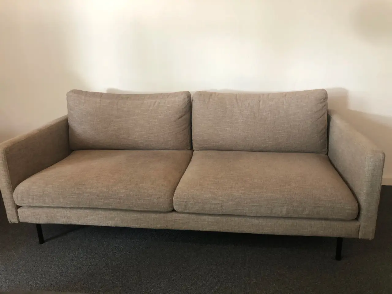 Billede 1 - 🛋️ Flot Sicilia 3-personers sofa – sandfarvet