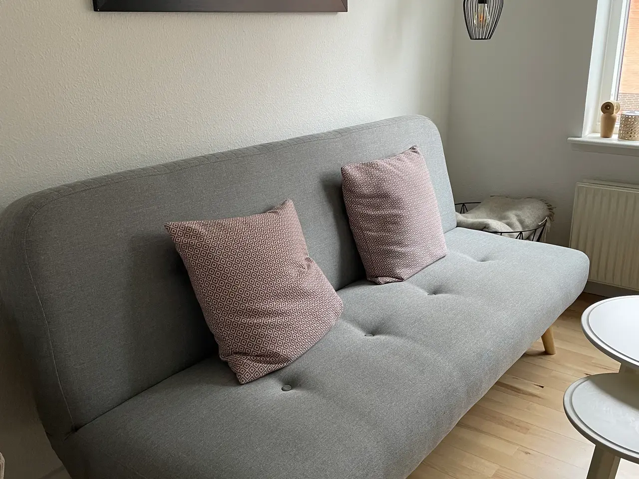 Billede 1 - Grå sovesofa i stof