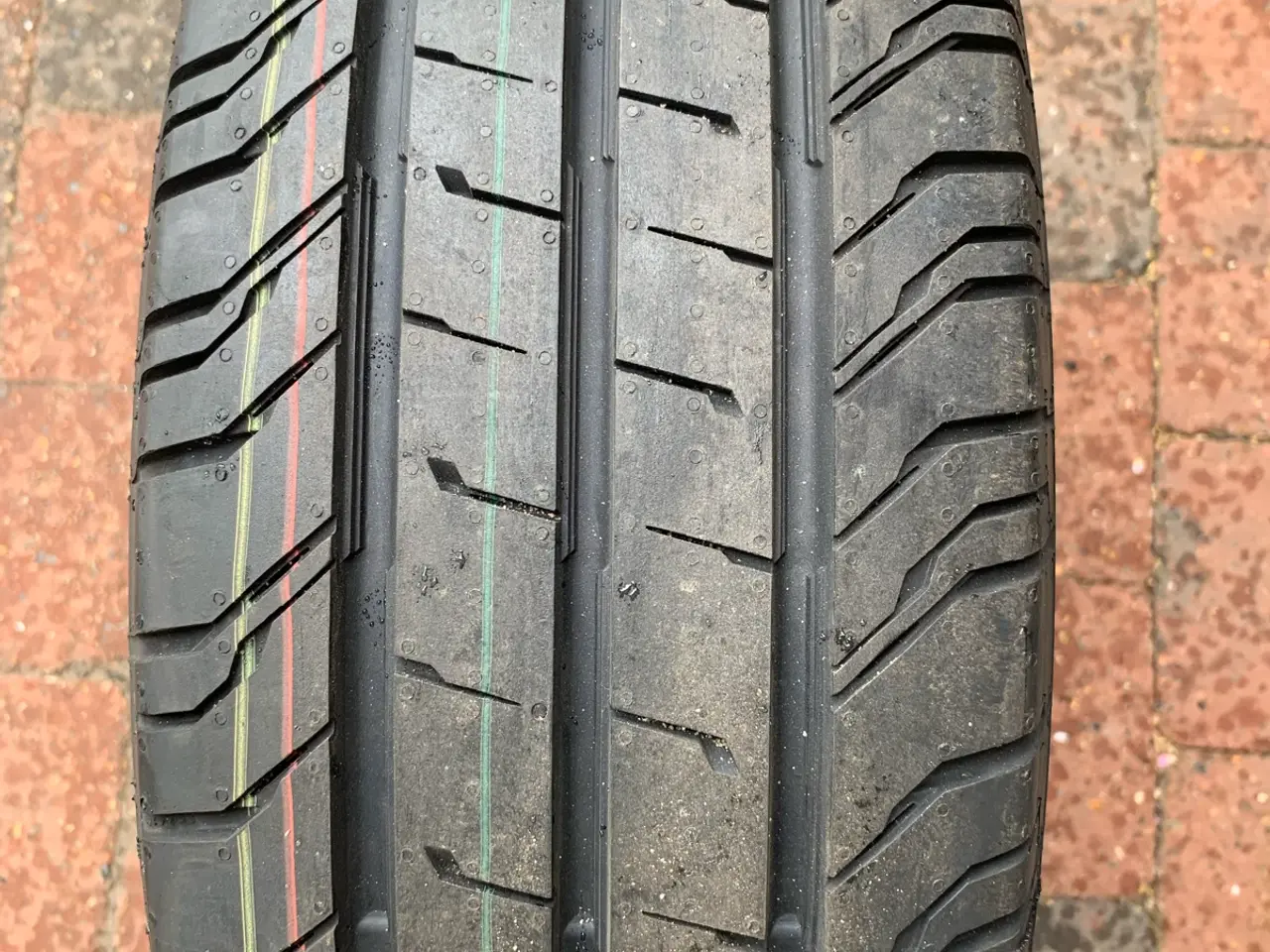 Billede 1 - Continental 205/64 R 16