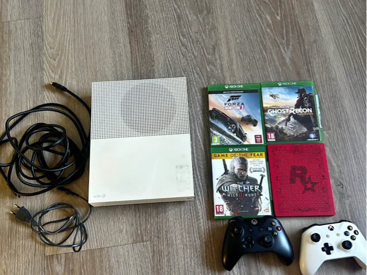 Billede 1 - Xbox one s 2 controller 4 spil