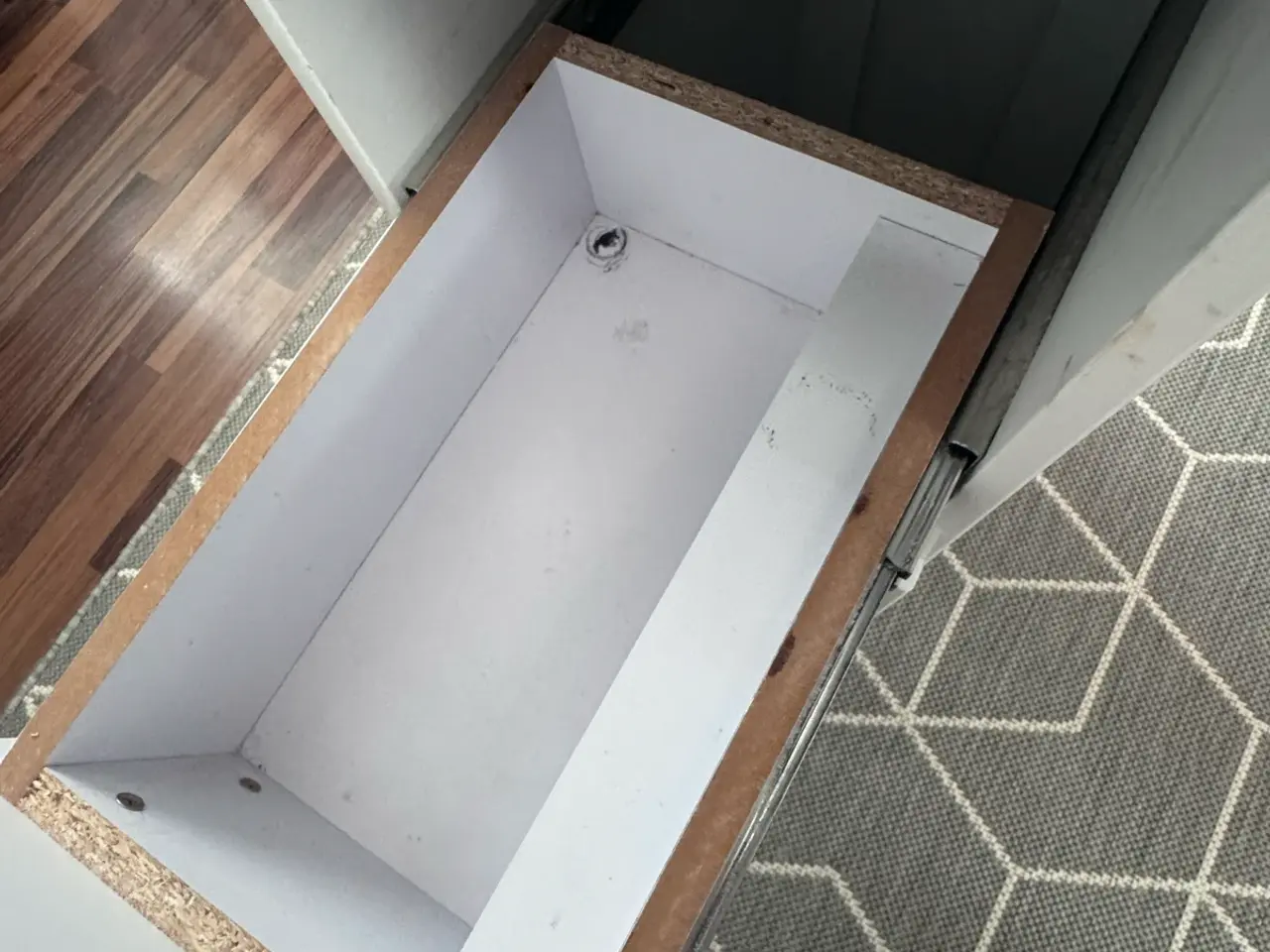Billede 6 - Hvid negle bord