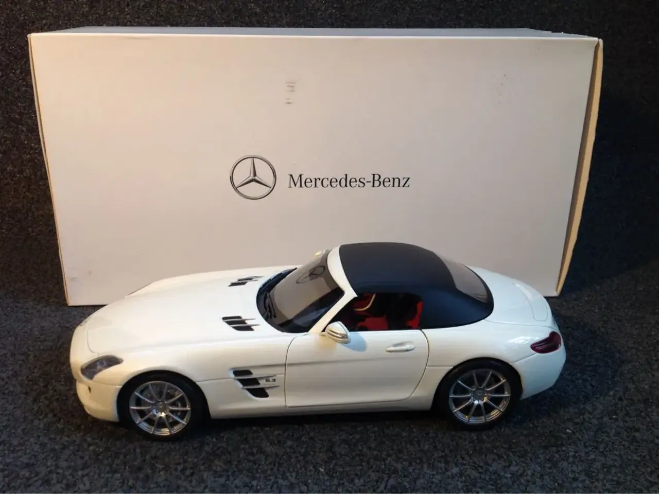 Billede 2 - Mercedes SLS AMG Minichamps