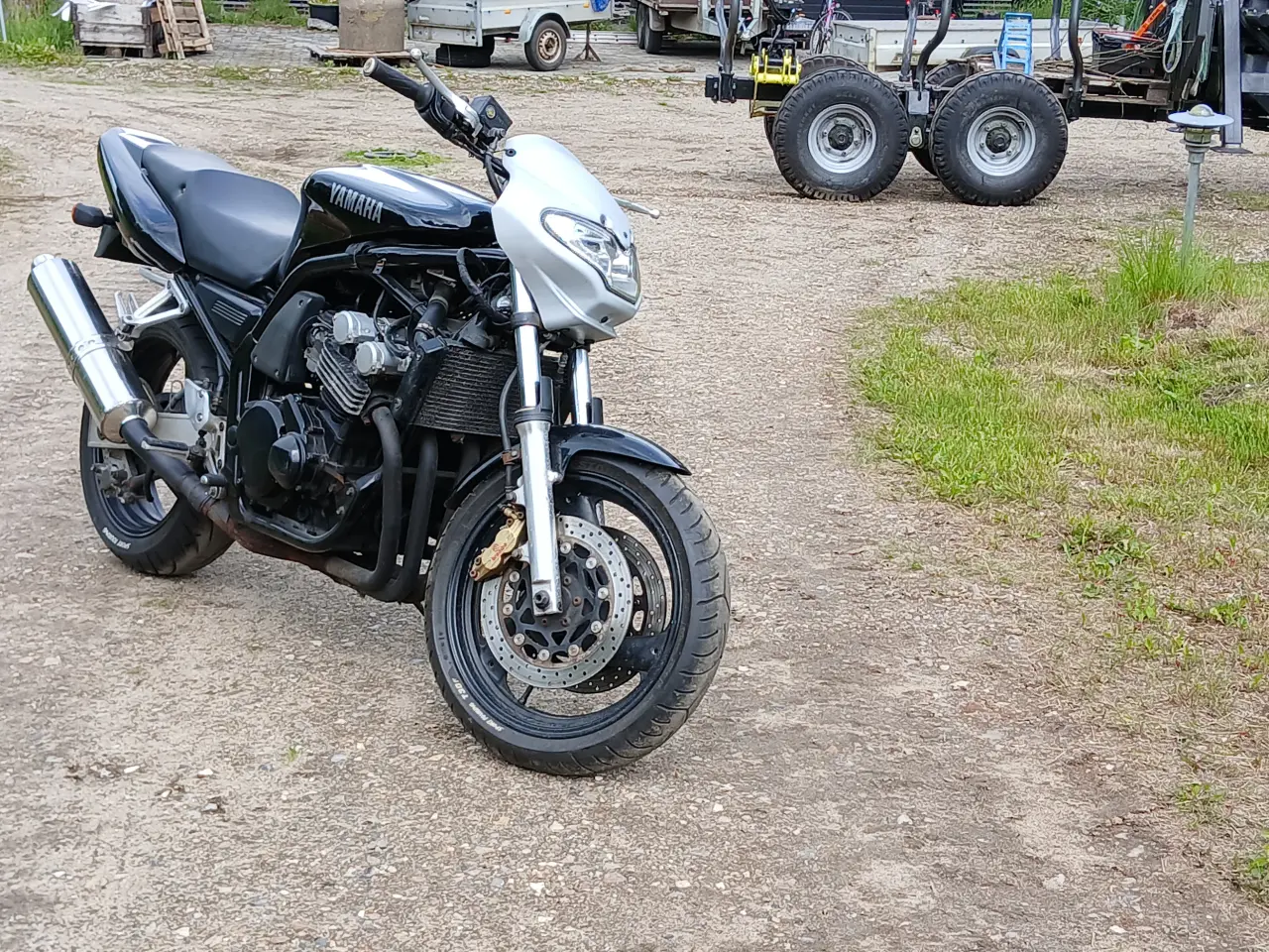 Billede 1 - Yamaha FZ 400 Fazer