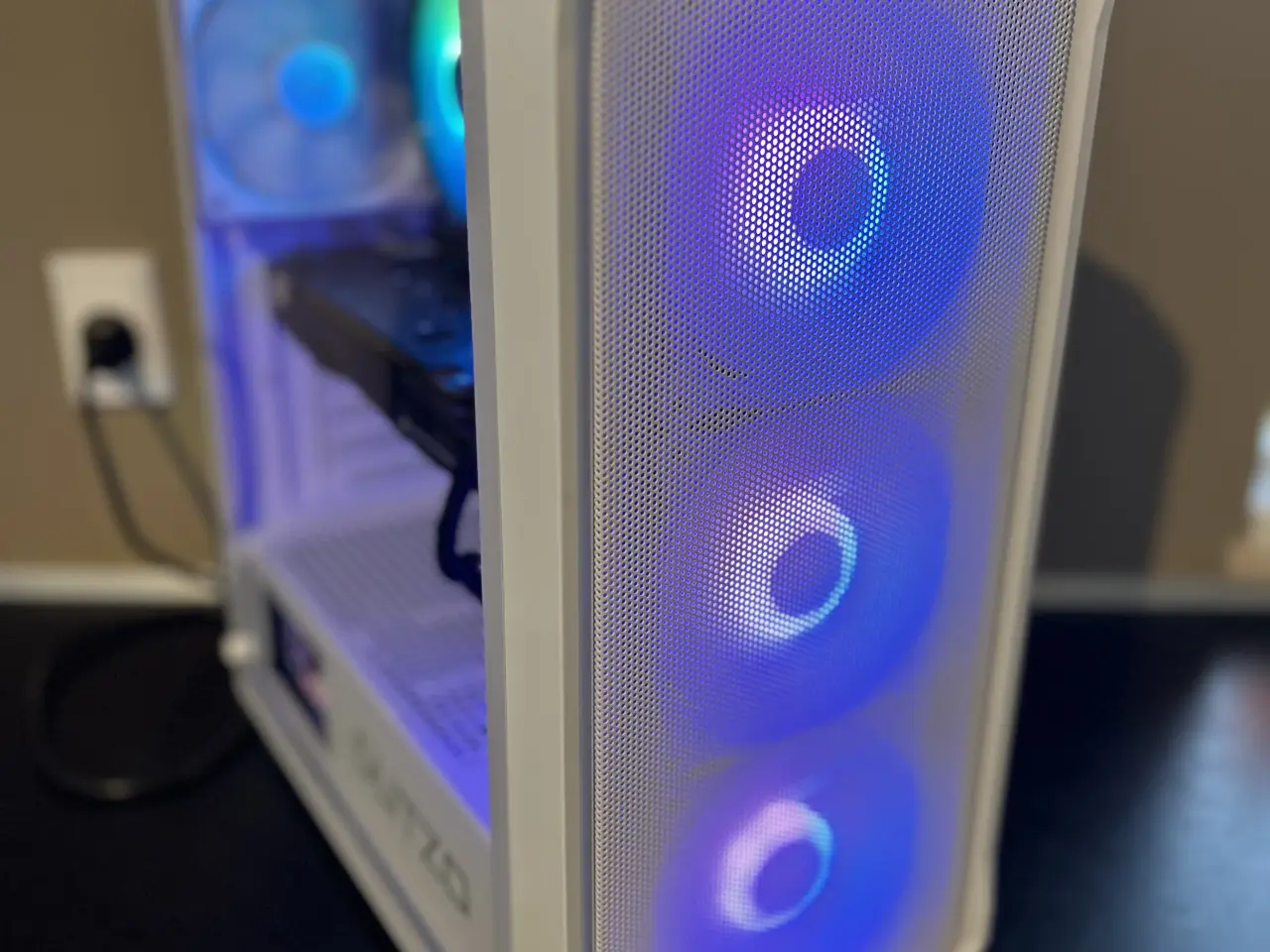 Billede 2 - Nu renoverede gamer pc
