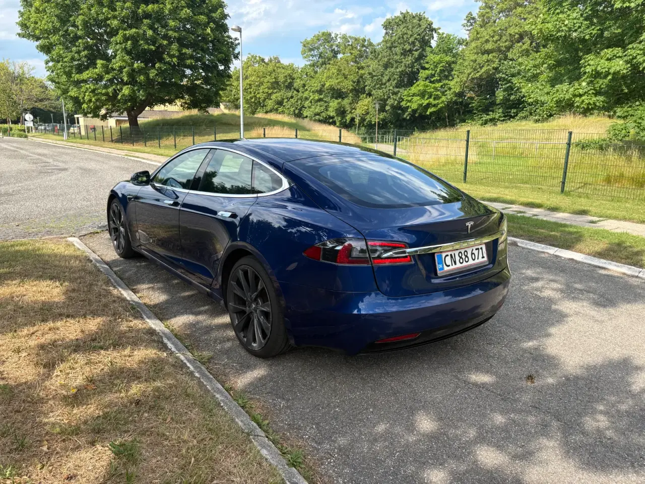 Billede 4 - Tesla Model S Standard Range AWD