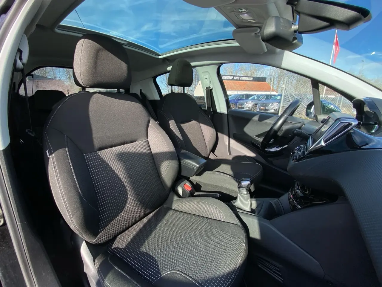 Billede 9 - Peugeot 208 1,6 BlueHDi Desire Sky 100HK 5d