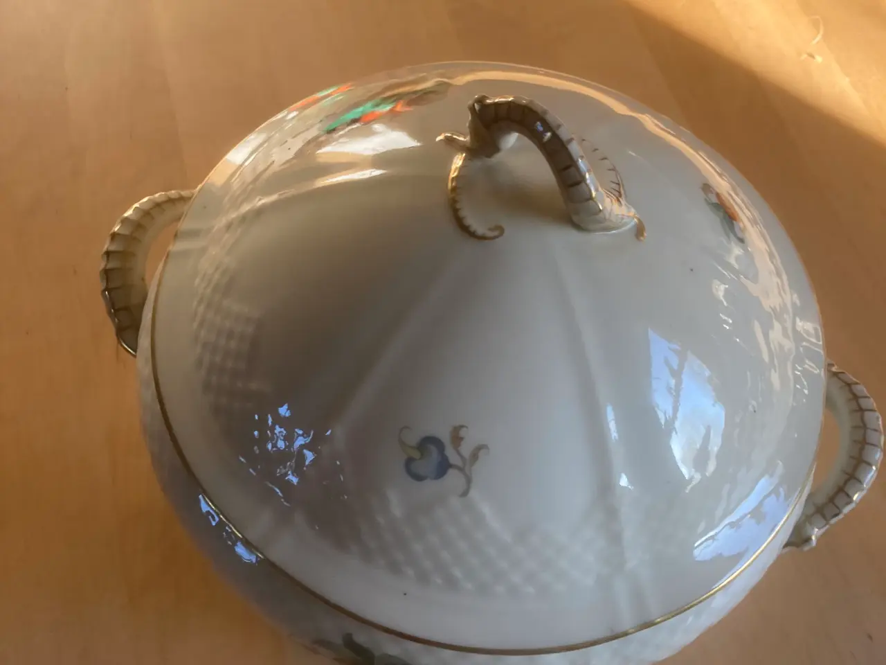 Billede 2 - Suppeterrin med låg.